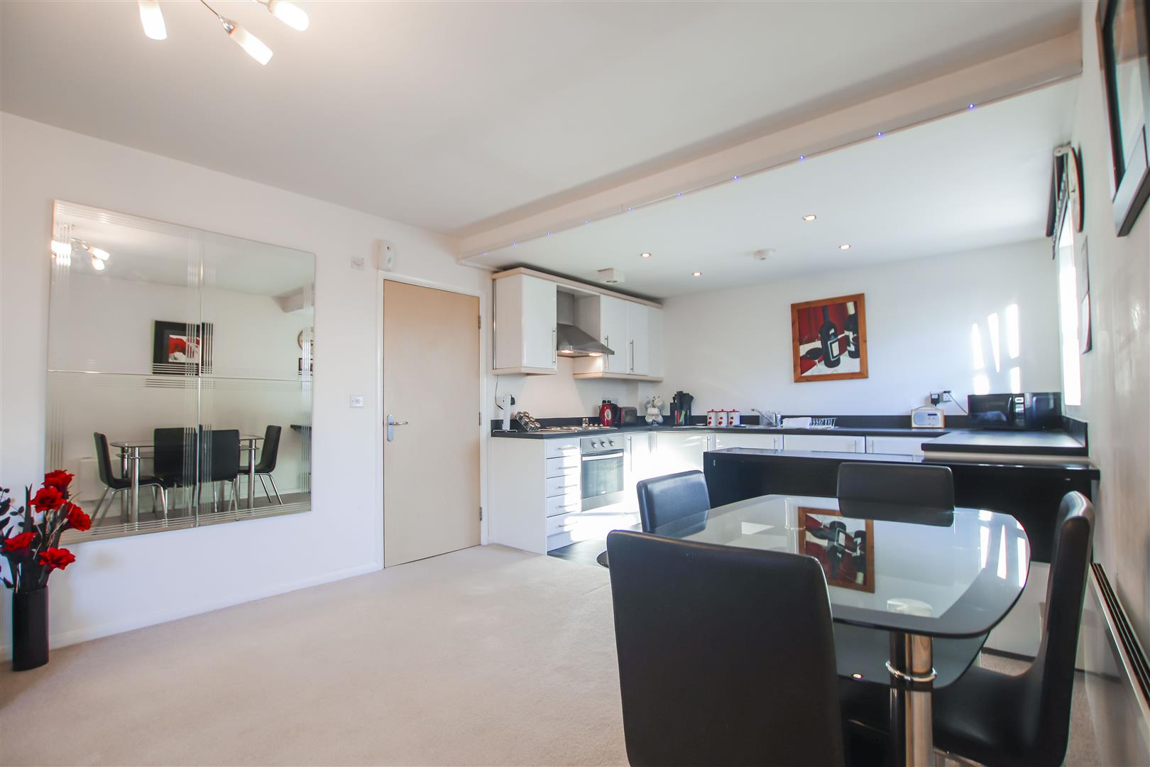 2 Bed Apartment For Sale - Main Image